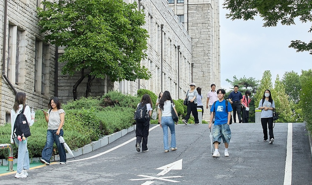 Hàn Quốc tăng học bổng chính phủ cho du học sinh Việt Nam